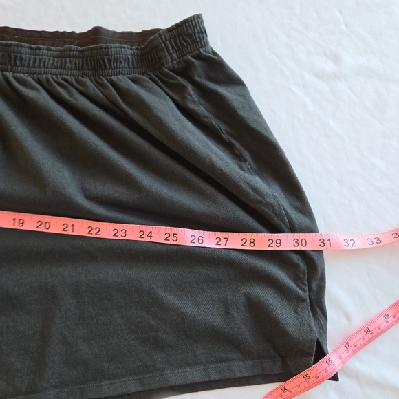 SKIMS Outdoor Jersey Short in Washed ONYX Size 3X - Picture 12 of 12